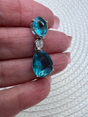 Signed FAS 925 Teal Blue Teardrop Pendant - - - Elegant Women’s Jewelry